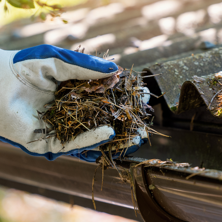 How to Choose the Right Roofing Contractor